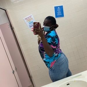 Meet your Posher, Makayla